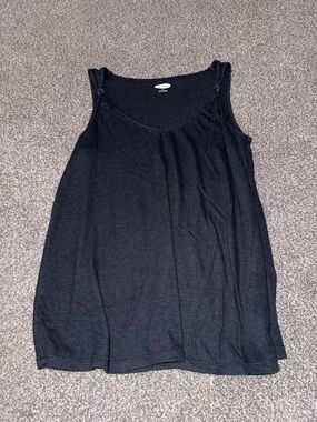 Old Navy Black Flowy Tank Top Size Small Lightweight Casual